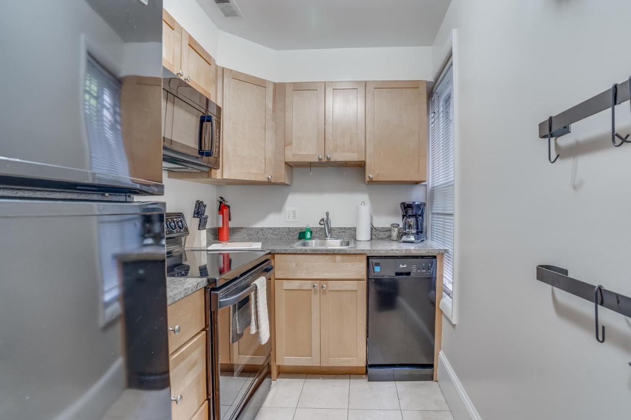 Close To Washington Circle 30 Days Stays Экстерьер фото